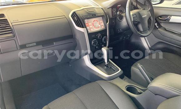 Nunua Ilio tumika Isuzu D–MAX Nyeupe Gari ndani ya Chilanga nchini Lusaka Nunua Ilio tumika Isuzu D–MAX Nyeupe Gari ndani ya Chilanga nchini Lusaka