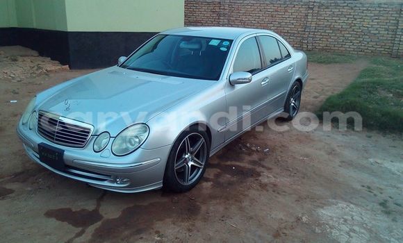 Acheter Occasion Voiture Mercedes‒Benz E–Class Autre à Chingola, Zambie Acheter Occasion Voiture Mercedes‒Benz E–Class Autre à Chingola, Zambie