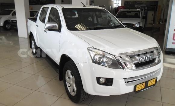 Buy Used Isuzu KB White Car in Lusaka in Zambia Buy Used Isuzu KB White Car in Lusaka in Zambia