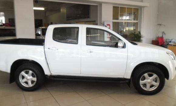 Buy Used Isuzu KB White Car in Lusaka in Zambia Buy Used Isuzu KB White Car in Lusaka in Zambia