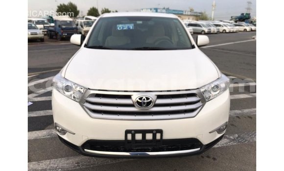Buy Import Toyota Highlander White Car in Import - Dubai in Zambia Buy Import Toyota Highlander White Car in Import - Dubai in Zambia