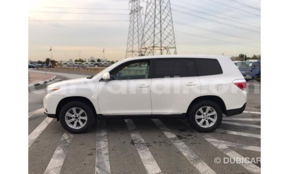 Buy Import Toyota Highlander White Car in Import - Dubai in Zambia Buy Import Toyota Highlander White Car in Import - Dubai in Zambia