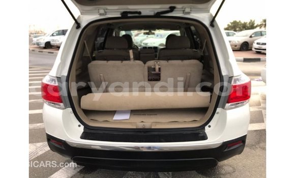 Buy Import Toyota Highlander White Car in Import - Dubai in Zambia Buy Import Toyota Highlander White Car in Import - Dubai in Zambia