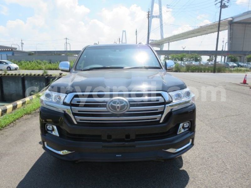 Big with watermark toyota land cruiser zambia lusaka 9220