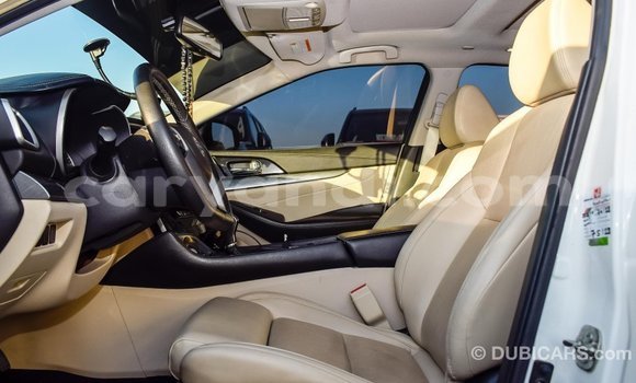 Nunua Imported Nissan Maxima Nyeupe Gari ndani ya Import - Dubai nchini Zambia Nunua Imported Nissan Maxima Nyeupe Gari ndani ya Import - Dubai nchini Zambia
