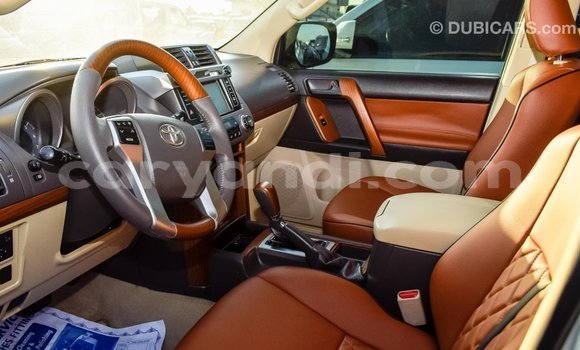 Nunua Imported Toyota Prado Nyeupe Gari ndani ya Import - Dubai nchini Zambia Nunua Imported Toyota Prado Nyeupe Gari ndani ya Import - Dubai nchini Zambia