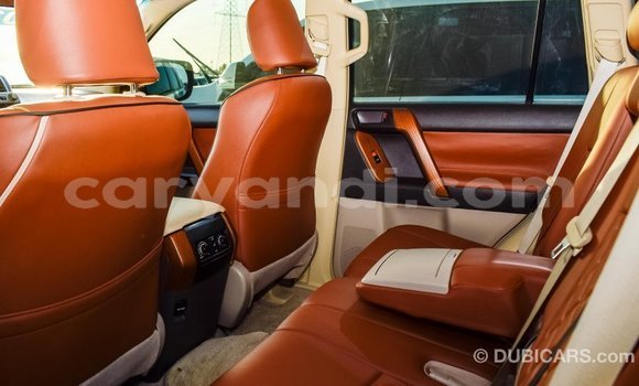 Nunua Imported Toyota Prado Nyeupe Gari ndani ya Import - Dubai nchini Zambia Nunua Imported Toyota Prado Nyeupe Gari ndani ya Import - Dubai nchini Zambia