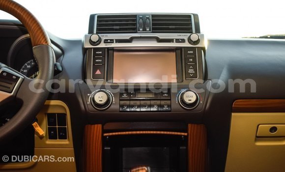 Nunua Imported Toyota Prado Nyeupe Gari ndani ya Import - Dubai nchini Zambia Nunua Imported Toyota Prado Nyeupe Gari ndani ya Import - Dubai nchini Zambia