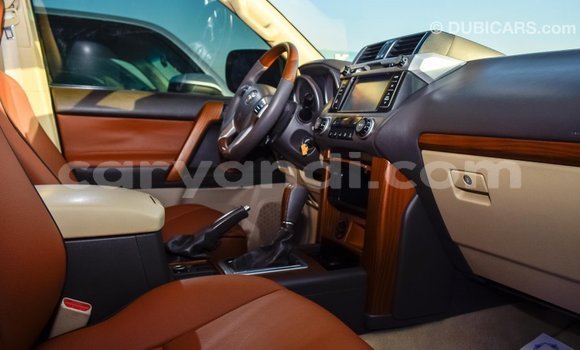 Nunua Imported Toyota Prado Nyeupe Gari ndani ya Import - Dubai nchini Zambia Nunua Imported Toyota Prado Nyeupe Gari ndani ya Import - Dubai nchini Zambia