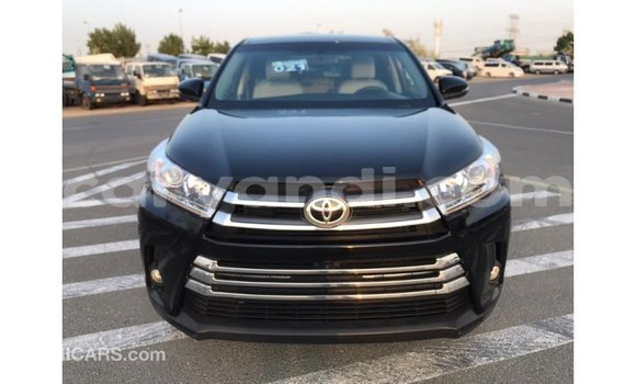 Acheter Import Voiture Toyota Highlander Noir à Import - Dubai, Zambie Acheter Import Voiture Toyota Highlander Noir à Import - Dubai, Zambie
