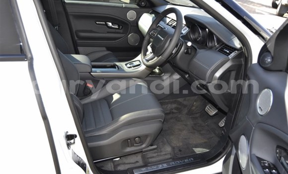 Nunua Ilio tumika Land Rover Range Rover Evoque Nyeupe Gari ndani ya Chingola nchini Zambia Nunua Ilio tumika Land Rover Range Rover Evoque Nyeupe Gari ndani ya Chingola nchini Zambia