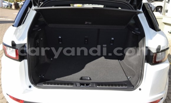 Nunua Ilio tumika Land Rover Range Rover Evoque Nyeupe Gari ndani ya Chingola nchini Zambia Nunua Ilio tumika Land Rover Range Rover Evoque Nyeupe Gari ndani ya Chingola nchini Zambia