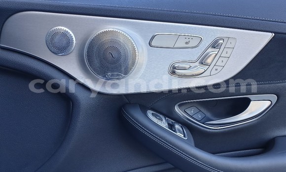 Acheter Occasion Voiture Mercedes‒Benz C–Class Bleu à Chinsali, Nord Acheter Occasion Voiture Mercedes‒Benz C–Class Bleu à Chinsali, Nord