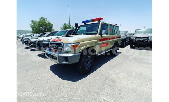 Buy Import Toyota Land Cruiser Beige Car in Import - Dubai in Zambia Buy Import Toyota Land Cruiser Beige Car in Import - Dubai in Zambia