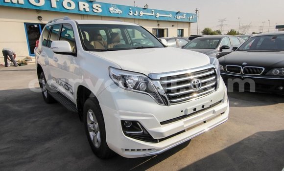 Acheter Import Voiture Toyota Prado Blanc à Import - Dubai, Zambie Acheter Import Voiture Toyota Prado Blanc à Import - Dubai, Zambie