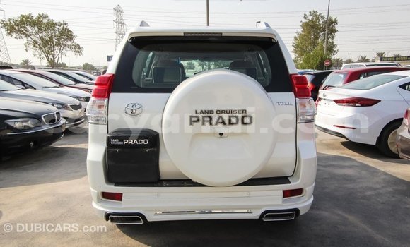 Acheter Import Voiture Toyota Prado Blanc à Import - Dubai, Zambie Acheter Import Voiture Toyota Prado Blanc à Import - Dubai, Zambie