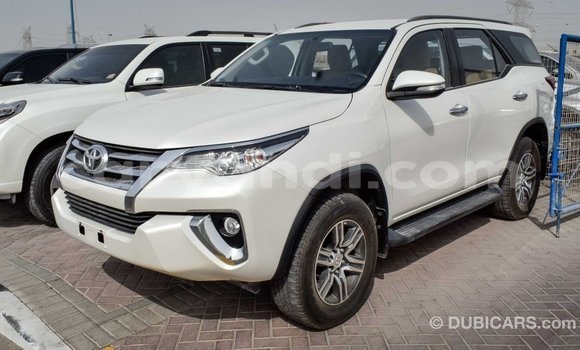 Acheter Import Voiture Toyota Fortuner Blanc à Import - Dubai, Zambie Acheter Import Voiture Toyota Fortuner Blanc à Import - Dubai, Zambie