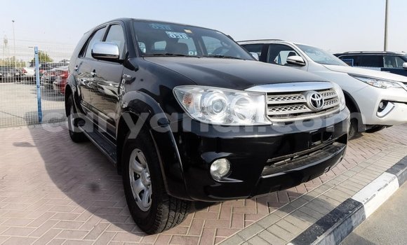 Nunua Imported Toyota Fortuner Nyeusi Gari ndani ya Import - Dubai nchini Zambia Nunua Imported Toyota Fortuner Nyeusi Gari ndani ya Import - Dubai nchini Zambia