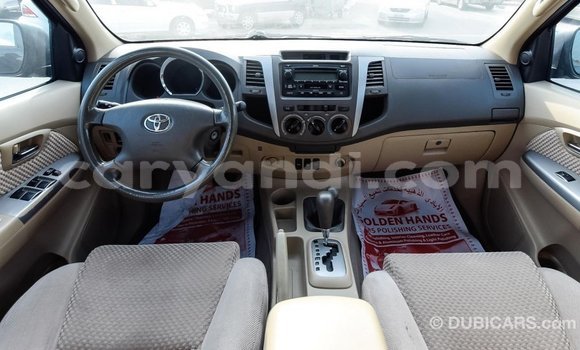 Nunua Imported Toyota Fortuner Nyeusi Gari ndani ya Import - Dubai nchini Zambia Nunua Imported Toyota Fortuner Nyeusi Gari ndani ya Import - Dubai nchini Zambia