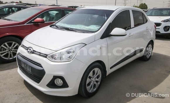 Acheter Import Voiture Hyundai i10 Blanc à Import - Dubai, Zambie Acheter Import Voiture Hyundai i10 Blanc à Import - Dubai, Zambie
