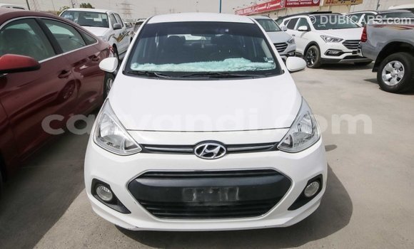 Acheter Import Voiture Hyundai i10 Blanc à Import - Dubai, Zambie Acheter Import Voiture Hyundai i10 Blanc à Import - Dubai, Zambie