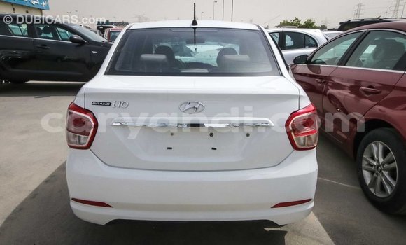 Acheter Import Voiture Hyundai i10 Blanc à Import - Dubai, Zambie Acheter Import Voiture Hyundai i10 Blanc à Import - Dubai, Zambie