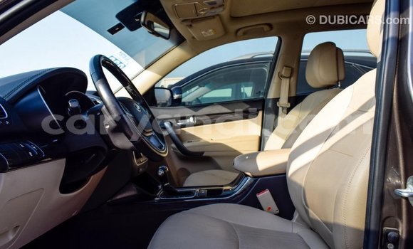 Acheter Import Voiture Kia Sorento Marron à Import - Dubai, Zambie Acheter Import Voiture Kia Sorento Marron à Import - Dubai, Zambie