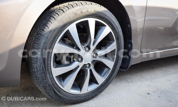 Acheter Import Voiture Hyundai Accent Marron à Import - Dubai, Zambie Acheter Import Voiture Hyundai Accent Marron à Import - Dubai, Zambie