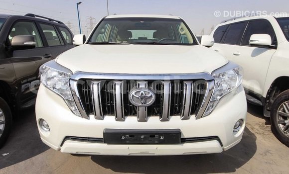 Acheter Import Voiture Toyota Prado Blanc à Import - Dubai, Zambie Acheter Import Voiture Toyota Prado Blanc à Import - Dubai, Zambie