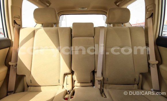 Acheter Import Voiture Toyota Prado Blanc à Import - Dubai, Zambie Acheter Import Voiture Toyota Prado Blanc à Import - Dubai, Zambie