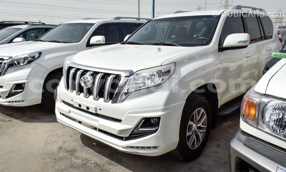 Nunua Imported Toyota Prado Nyeupe Gari ndani ya Import - Dubai nchini Zambia Nunua Imported Toyota Prado Nyeupe Gari ndani ya Import - Dubai nchini Zambia