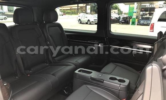 Acheter Occasion Voiture Mercedes‒Benz V-klasse Blanc à Lusaka, Zambie Acheter Occasion Voiture Mercedes‒Benz V-klasse Blanc à Lusaka, Zambie