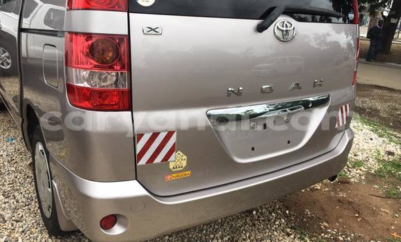Acheter Occasion Voiture Toyota Noah Autre à Chipata, Zambie Acheter Occasion Voiture Toyota Noah Autre à Chipata, Zambie