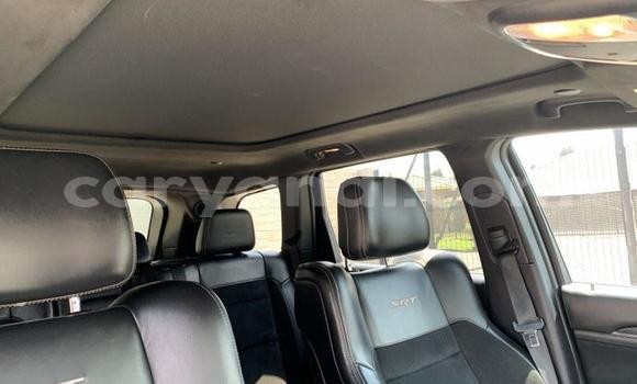 Acheter Occasion Voiture Jeep Grand Cherokee SRT8 Blanc à Lusaka, Zambie Acheter Occasion Voiture Jeep Grand Cherokee SRT8 Blanc à Lusaka, Zambie