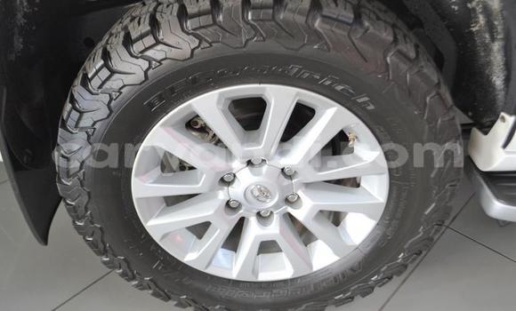 Acheter Occasion Voiture Toyota Land Cruiser Prado Blanc à Lusaka, Zambie Acheter Occasion Voiture Toyota Land Cruiser Prado Blanc à Lusaka, Zambie