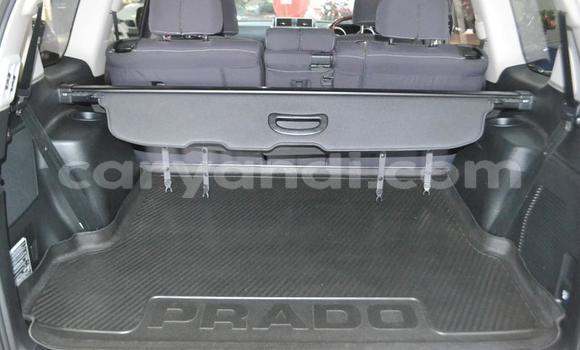 Acheter Occasion Voiture Toyota Land Cruiser Prado Blanc à Lusaka, Zambie Acheter Occasion Voiture Toyota Land Cruiser Prado Blanc à Lusaka, Zambie