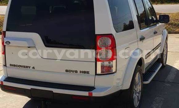 Buy Used Land Rover Discovery White Car in Chipata in Zambia