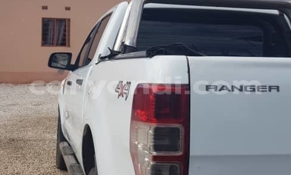 Acheter Occasion Voiture Ford Ranger Blanc à Lusaka, Zambie Acheter Occasion Voiture Ford Ranger Blanc à Lusaka, Zambie