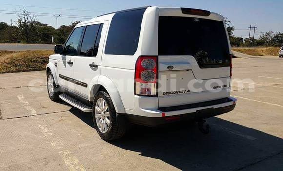 Acheter Occasion Voiture Land Rover Discovery Blanc à Chipata, Zambie Acheter Occasion Voiture Land Rover Discovery Blanc à Chipata, Zambie