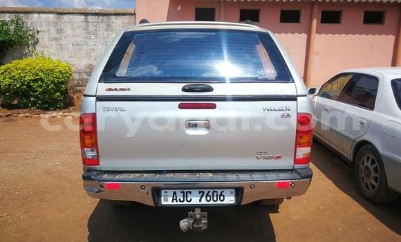 Acheter Occasion Voiture Toyota Hilux Beige à Lusaka, Zambie Acheter Occasion Voiture Toyota Hilux Beige à Lusaka, Zambie