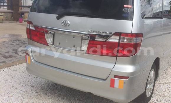 Acheter Occasion Voiture Toyota Alphard Gris à Chipata, Zambie Acheter Occasion Voiture Toyota Alphard Gris à Chipata, Zambie