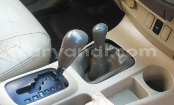 Acheter Occasion Voiture Toyota Hilux Beige à Lusaka, Zambie Acheter Occasion Voiture Toyota Hilux Beige à Lusaka, Zambie