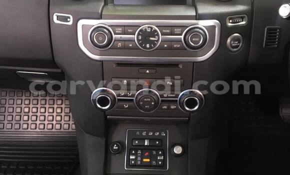 Acheter Occasion Voiture Land Rover Discovery Blanc à Chipata, Zambie Acheter Occasion Voiture Land Rover Discovery Blanc à Chipata, Zambie