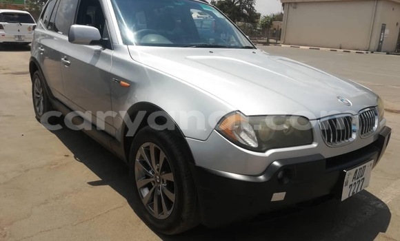 Acheter Occasion Voiture BMW X3 Gris à Lusaka, Zambie Acheter Occasion Voiture BMW X3 Gris à Lusaka, Zambie