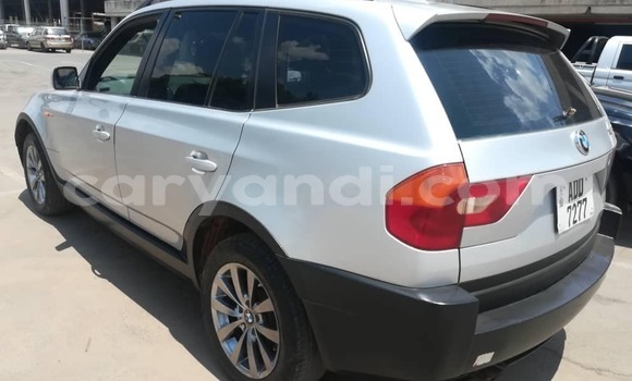 Acheter Occasion Voiture BMW X3 Gris à Lusaka, Zambie Acheter Occasion Voiture BMW X3 Gris à Lusaka, Zambie