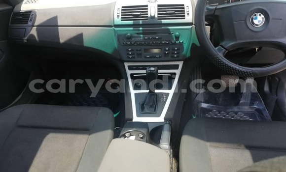 Acheter Occasion Voiture BMW X3 Gris à Lusaka, Zambie Acheter Occasion Voiture BMW X3 Gris à Lusaka, Zambie