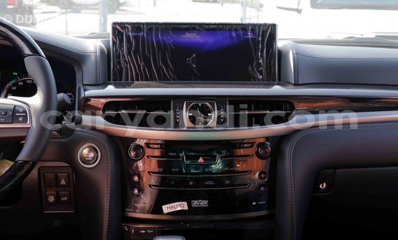 Acheter Import Voiture Lexus LX Blanc à Import - Dubai, Zambie Acheter Import Voiture Lexus LX Blanc à Import - Dubai, Zambie