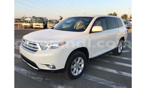 Buy Import Toyota Highlander White Car in Import - Dubai in Zambia Buy Import Toyota Highlander White Car in Import - Dubai in Zambia