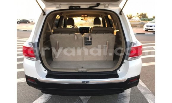 Buy Import Toyota Highlander White Car in Import - Dubai in Zambia Buy Import Toyota Highlander White Car in Import - Dubai in Zambia