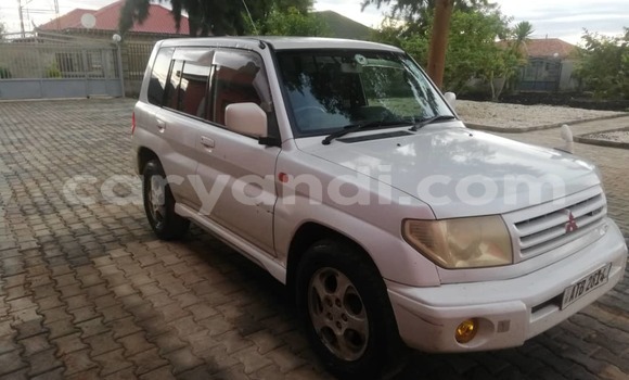 Buy Used Mitsubishi Pajero iO White Car in Lusaka in Zambia Buy Used Mitsubishi Pajero iO White Car in Lusaka in Zambia